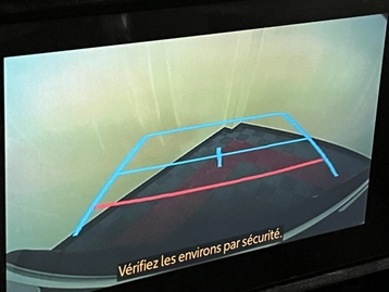 Image véhicule Toyota Hilux (13) Image véhicule Toyota Hilux (13)