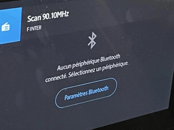 Image véhicule Toyota Hilux (19) Image véhicule Toyota Hilux (19)
