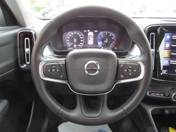 Image véhicule  Volvo XC40 (8)