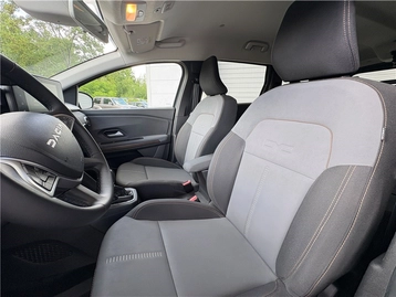 Image véhicule  Dacia JOGGER (4)