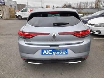 Image véhicule  Renault MEGANE IV (5)