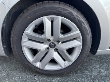 Image véhicule  Renault CLIO V (16)