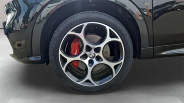 Image véhicule  Alfa Romeo TONALE (10)