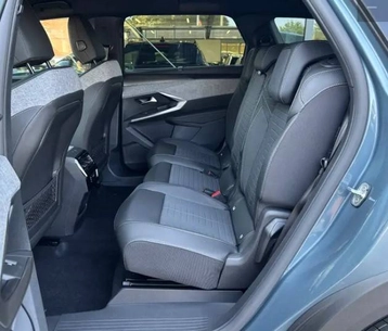 Image véhicule  Peugeot 5008 (4)