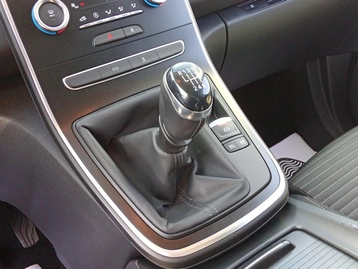 Image véhicule Renault SCENIC (15) Image véhicule Renault SCENIC (15)