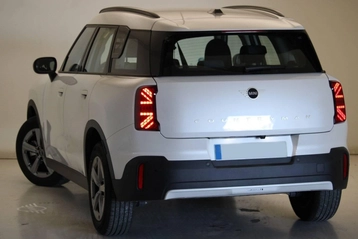Image véhicule  Mini COUNTRYMAN (2)