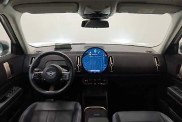 Image véhicule  Mini COUNTRYMAN (13)