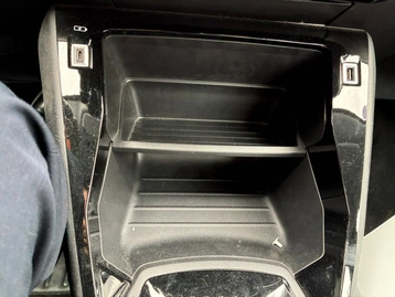 Image véhicule  Peugeot 208 (31)