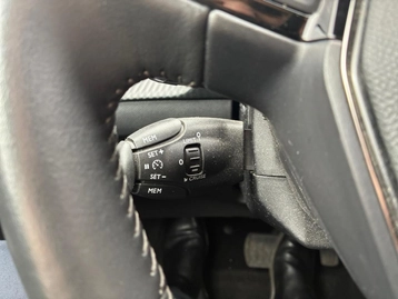 Image véhicule  Peugeot 208 (22)