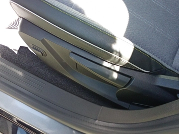 Image véhicule  Renault MEGANE E-TECH (31)