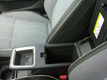 Image véhicule  Renault MEGANE E-TECH (41)