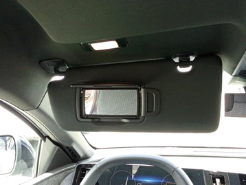 Image véhicule  Renault MEGANE E-TECH (28)