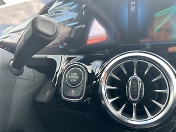 Image véhicule  Mercedes GLA (36)