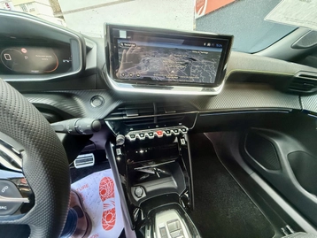 Image véhicule  Peugeot 2008 (14)