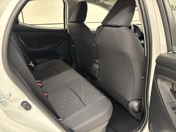 Image véhicule  Toyota YARIS (28)