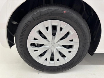 Image véhicule  Toyota YARIS (36)
