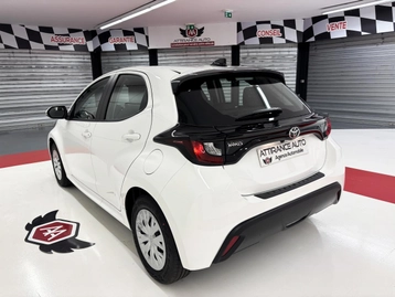 Image véhicule  Toyota YARIS (4)