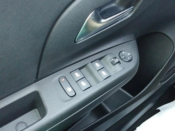 Image véhicule  Opel CORSA (17)