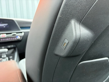 Image véhicule  Kia NIRO (23)