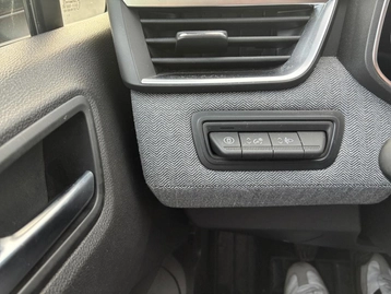 Image véhicule  Renault CLIO (24)