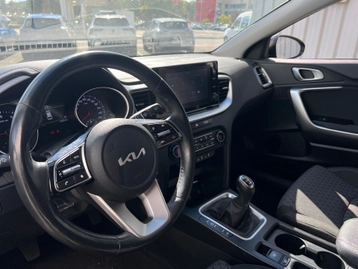 Image véhicule  Kia CEED SW (11)