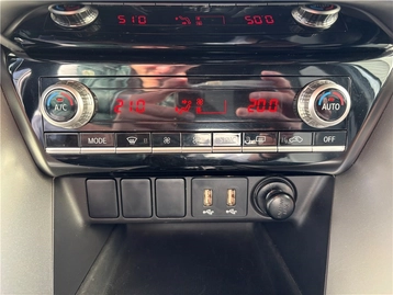 Image véhicule  Mitsubishi ECLIPSE CROSS MY23 (12)