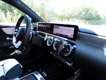 Image véhicule  Mercedes CLA (14)