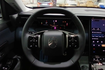 Image véhicule  Citroën C5 AIRCROSS (19)