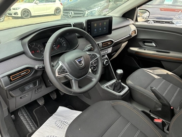 Image véhicule  Dacia SANDERO (8)