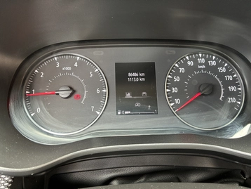 Image véhicule  Dacia SANDERO (18)
