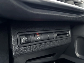 Image véhicule  Peugeot 5008 (30)