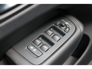 Image véhicule  Volvo XC60 (28)