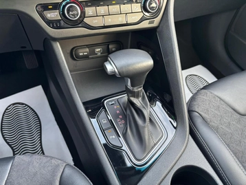 Image véhicule  Kia NIRO (15)