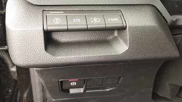 Image véhicule  Dacia DUSTER (11)