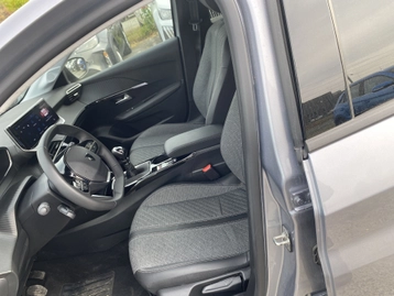 Image véhicule  Peugeot 208 (2)