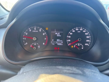 Image véhicule  Kia STONIC (19)