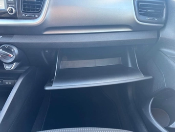 Image véhicule  Kia STONIC (29)