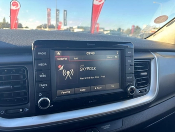 Image véhicule  Kia STONIC (22)