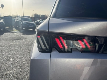 Image véhicule  Peugeot 5008 (12)