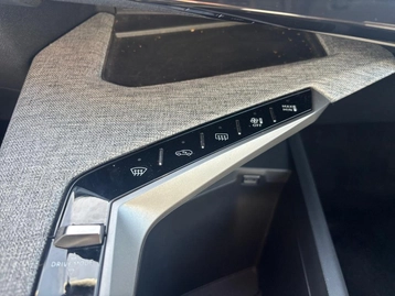 Image véhicule  Peugeot 5008 (35)