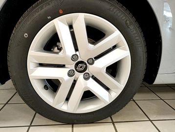 Image véhicule  Renault CLIO (19)