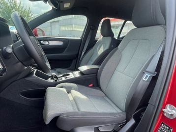 Image véhicule  Volvo XC40 (6)