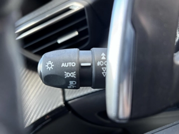 Image véhicule  Peugeot 2008 (10)