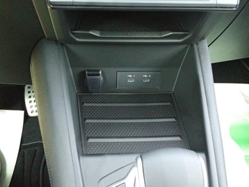 Image véhicule  Renault SYMBIOZ (28)