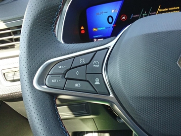 Image véhicule  Renault SYMBIOZ (29)