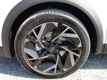 Image véhicule Renault SYMBIOZ (22) Image véhicule Renault SYMBIOZ (22)