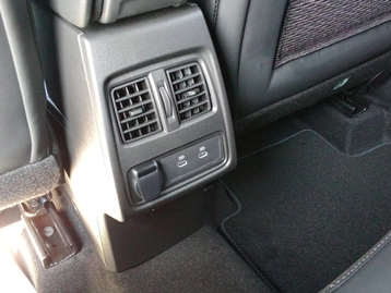 Image véhicule  Renault SYMBIOZ (23)