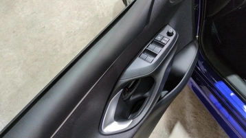 Image véhicule  Toyota YARIS (10)