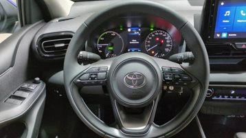 Image véhicule  Toyota YARIS (2)