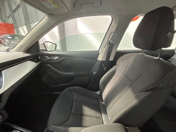 Image véhicule  Skoda KAMIQ (16)